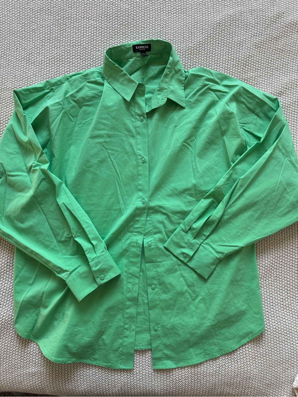 Express Oversized Button-Up Shirt (XL)